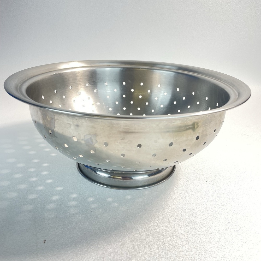 EKCO FLINT Stainless Steel Colander Strainer 10.5 inches Pedestal Base Vintage